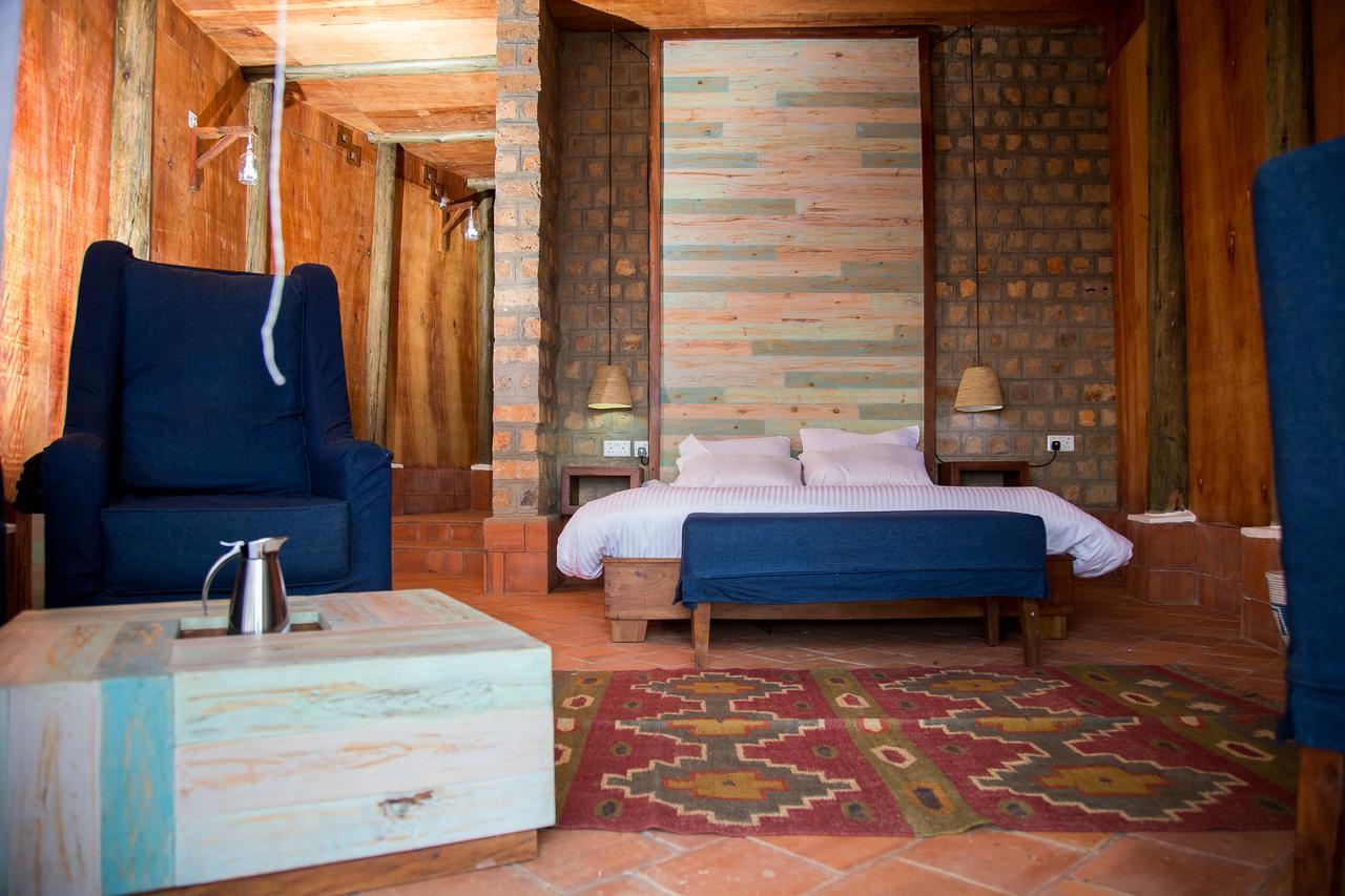 Buvi Lodge Limited Entebbe Eksteriør billede