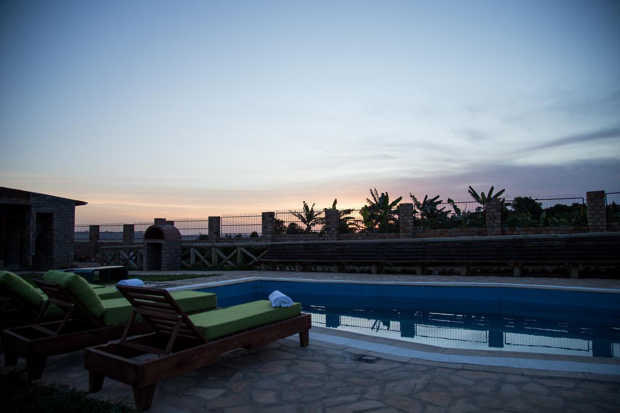 Buvi Lodge Limited Entebbe Eksteriør billede