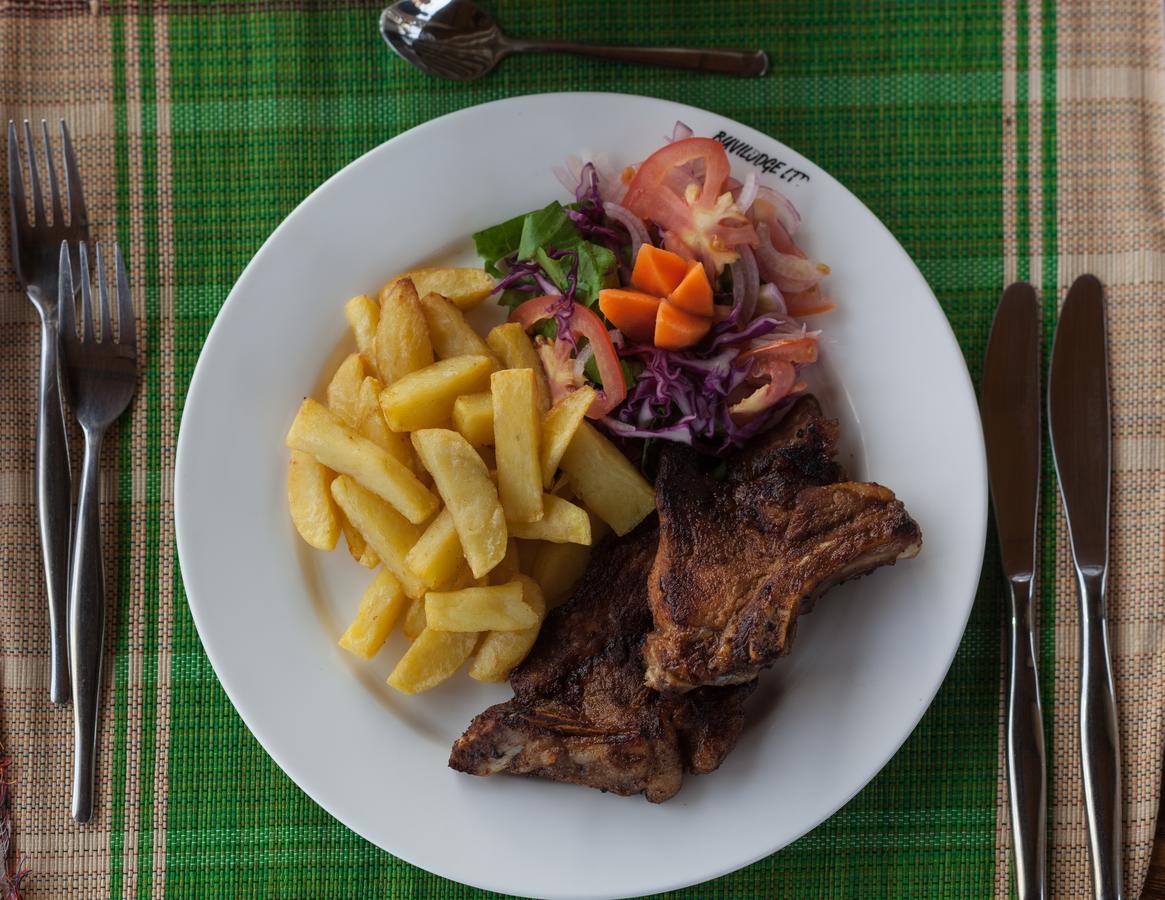 Buvi Lodge Limited Entebbe Eksteriør billede