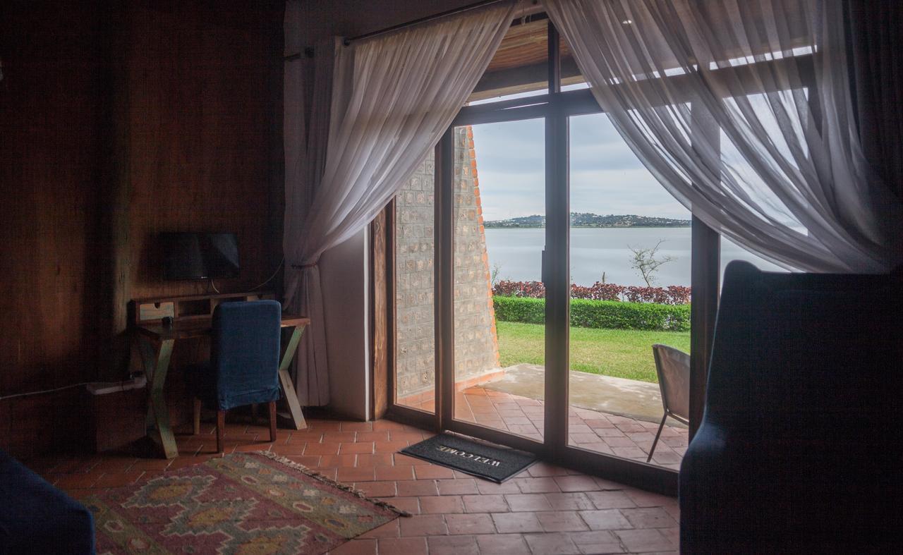 Buvi Lodge Limited Entebbe Eksteriør billede